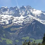 Le Grenier Des Crosets, Vue Exceptionnelle Sur Les Dents Du Midi