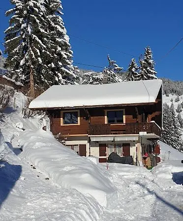 Le Grenier Des Crosets, Vue Exceptionnelle Sur Les Dents Du Midi