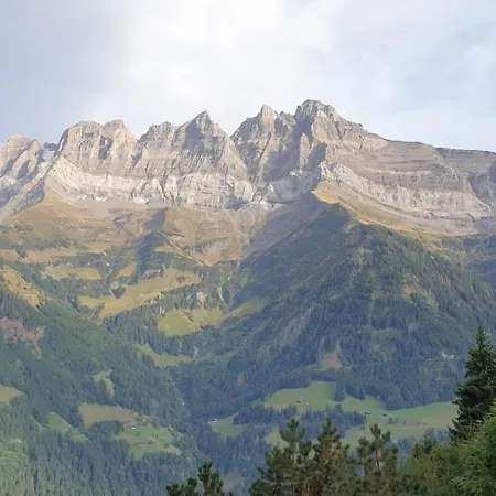 シャレー Le Grenier Des Crosets, Vue Exceptionnelle Sur Les Dents Du Midi シャンペリー