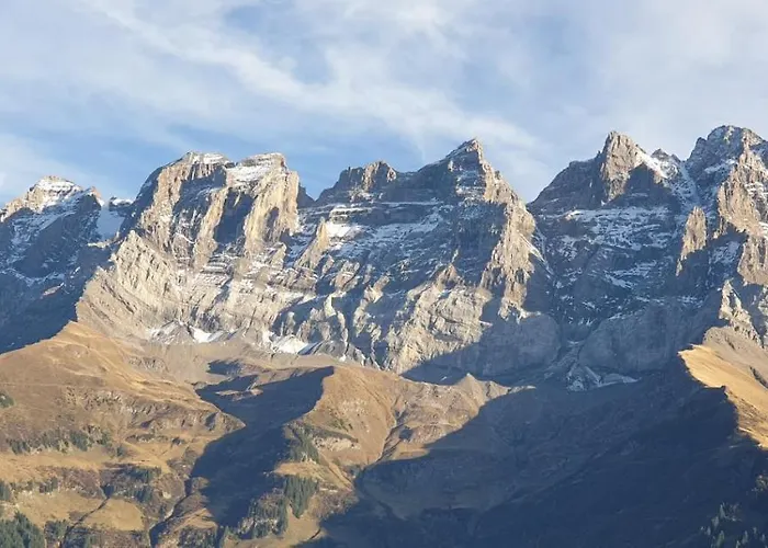 Le Grenier Des Crosets, Vue Exceptionnelle Sur Les Dents Du Midi تشامبري