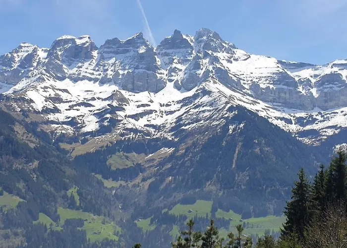 Le Grenier Des Crosets, Vue Exceptionnelle Sur Les Dents Du Midi