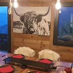 Le Grenier Des Crosets, Vue Exceptionnelle Sur Les Dents Du Midi Champéry