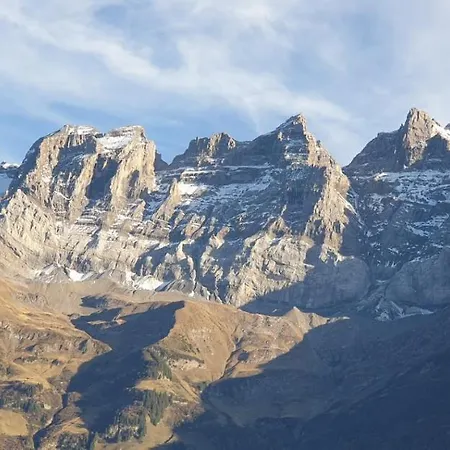 Le Grenier Des Crosets, Vue Exceptionnelle Sur Les Dents Du Midi Champéry